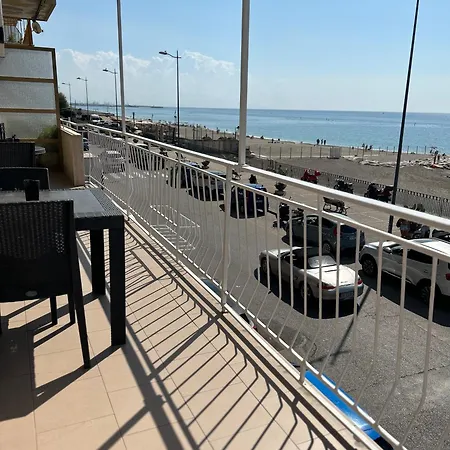 Mare Colombo فندق مبيت وإفطار *