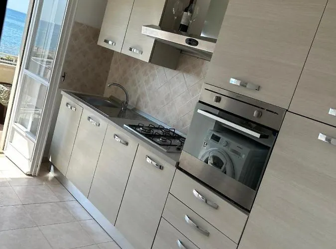 Mare Colombo Bed & Breakfast