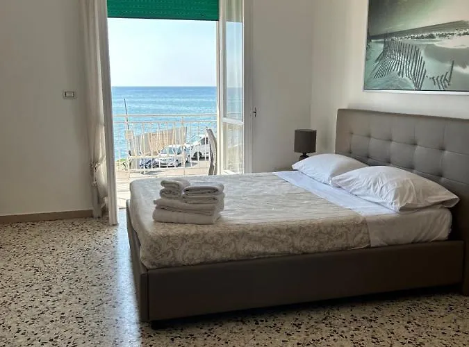 Mare Colombo *